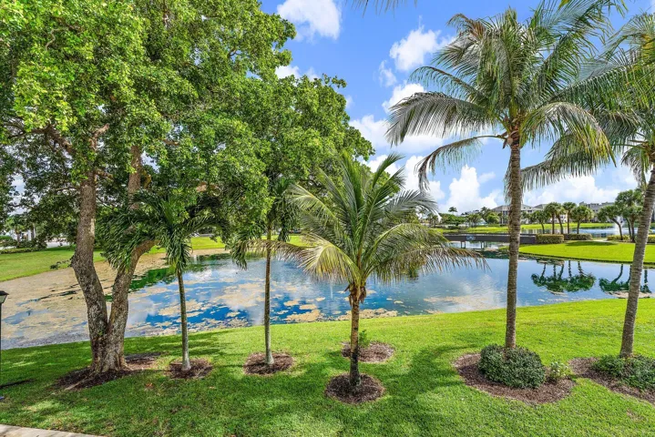 014-353SouthUSHighway1-B8-FortPierce-FL-