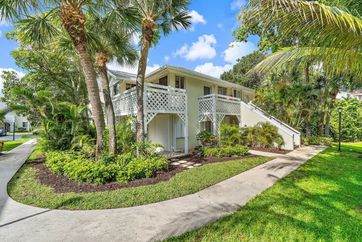 003-353SouthUSHighway1-B8-FortPierce-FL-