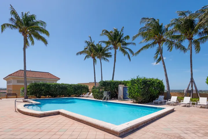 © Clark-403 Sapodilla -409-023