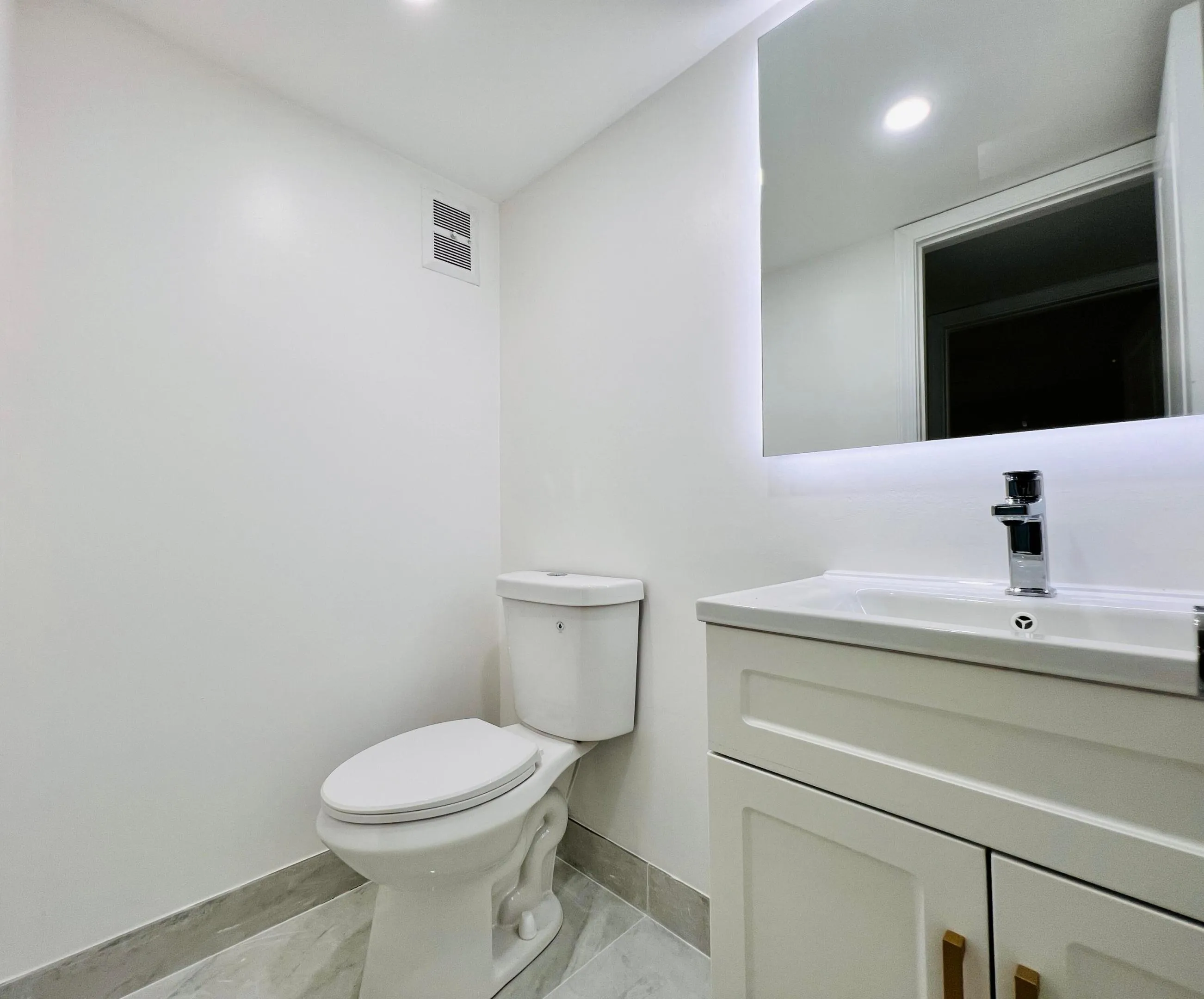 New Guest Half Bath