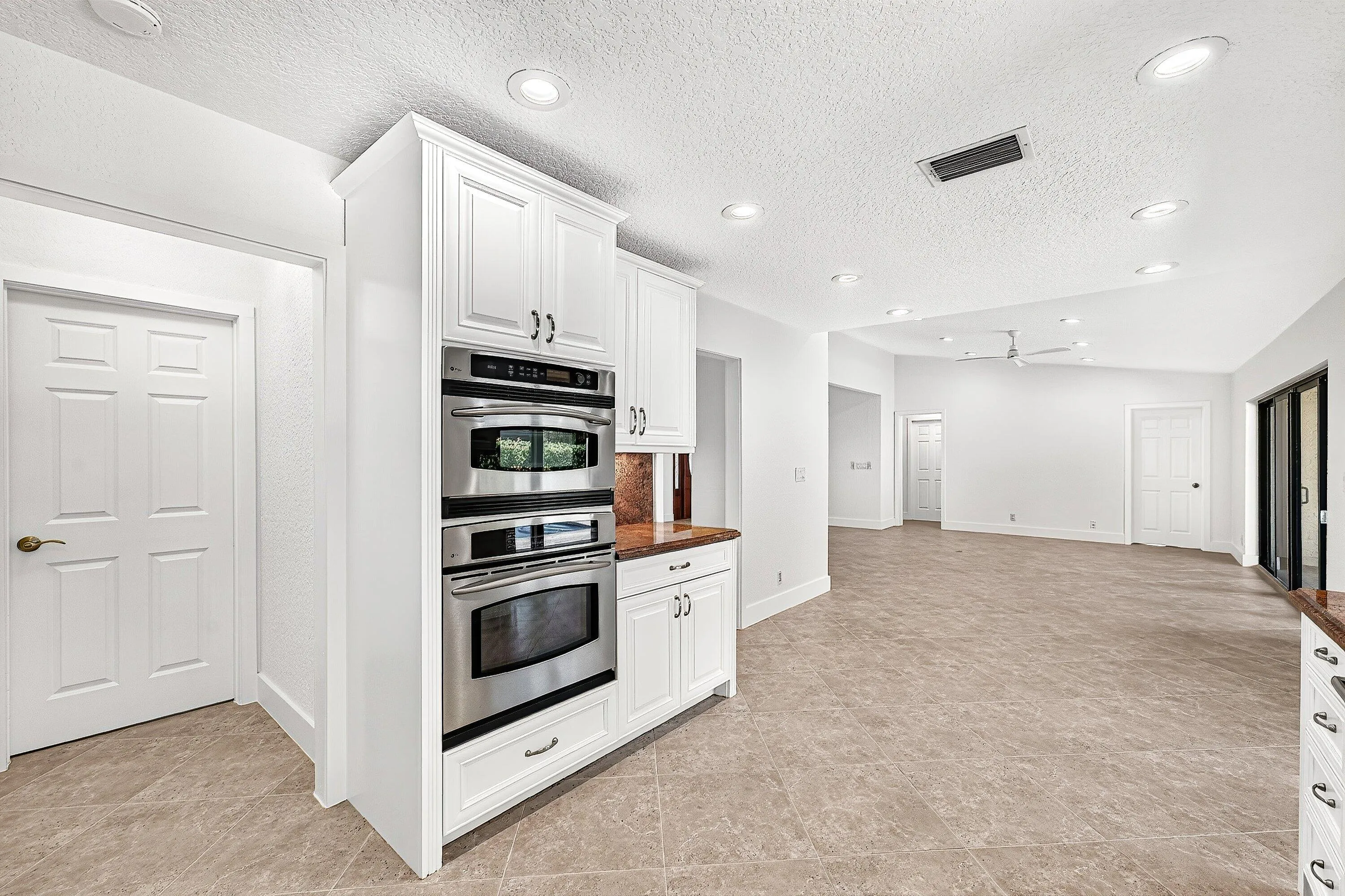 014-21155ShadyVistaLane-BocaRaton-FL-334