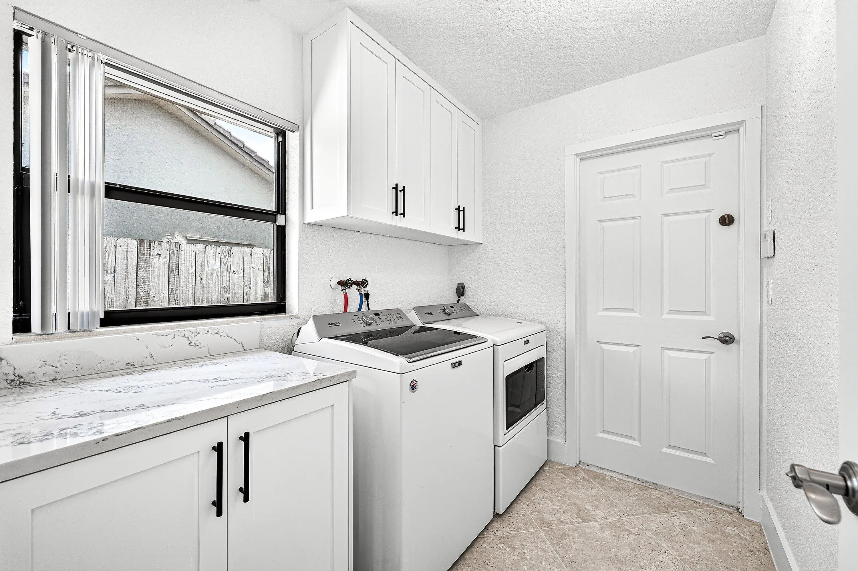 027-21155ShadyVistaLane-BocaRaton-FL-334