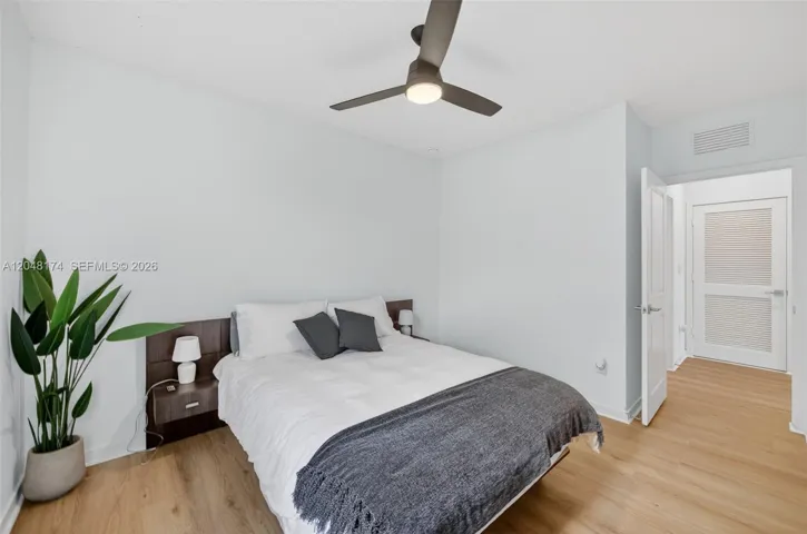Photo 35