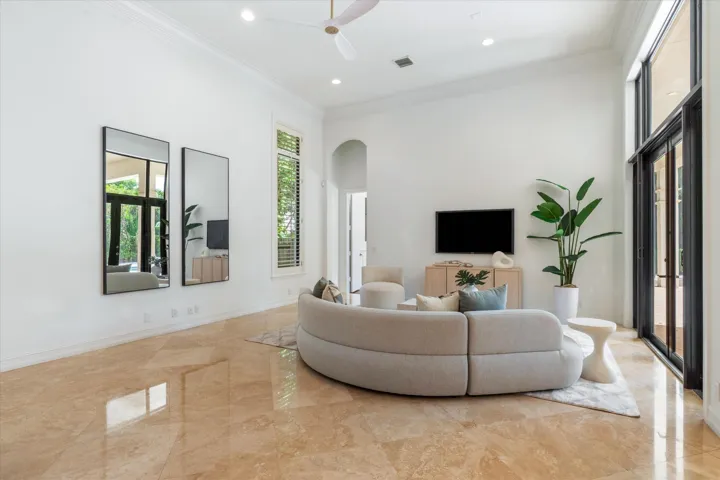 10-717 NW 4th Street Boca Raton, FL-105