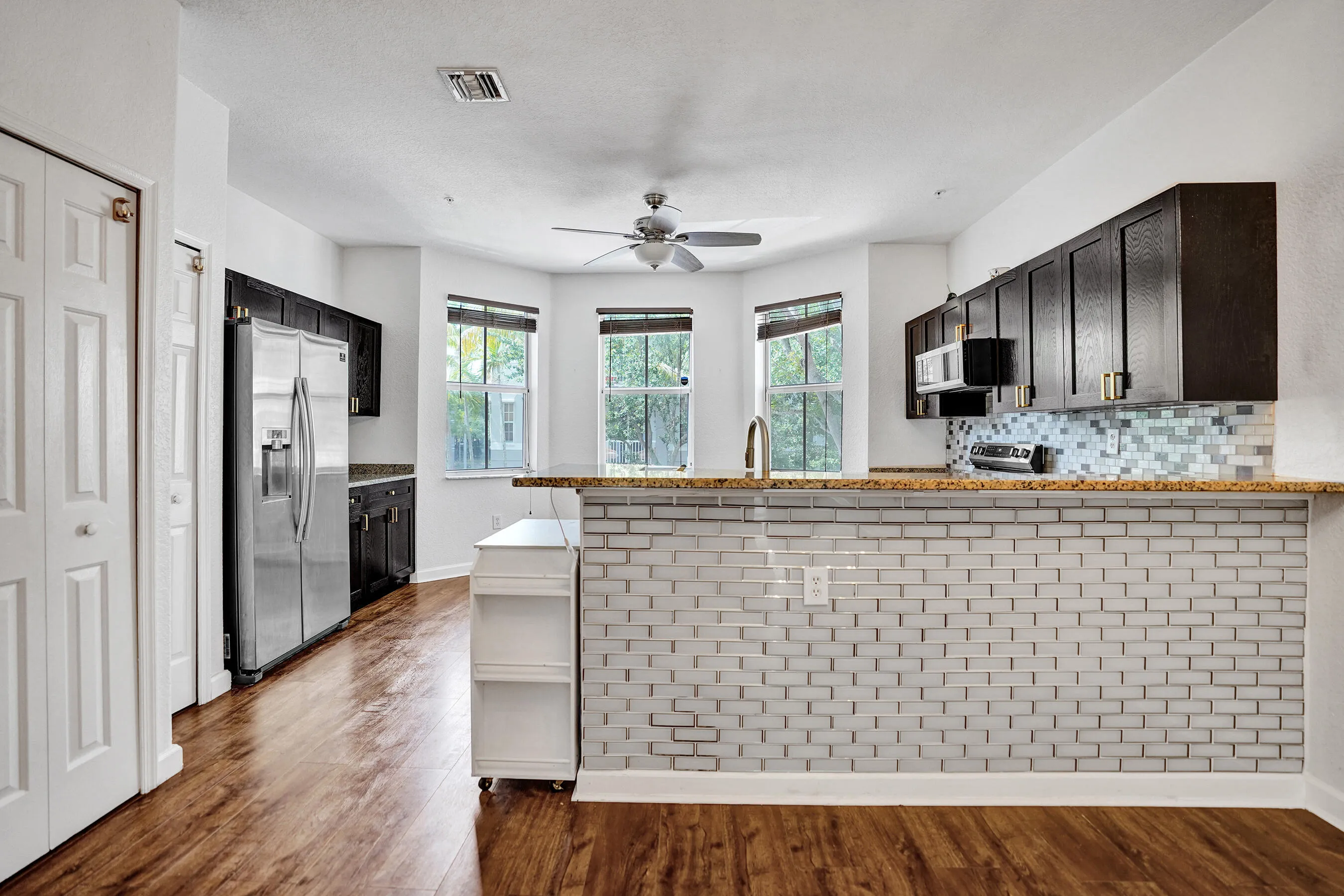 Open Kitchen
