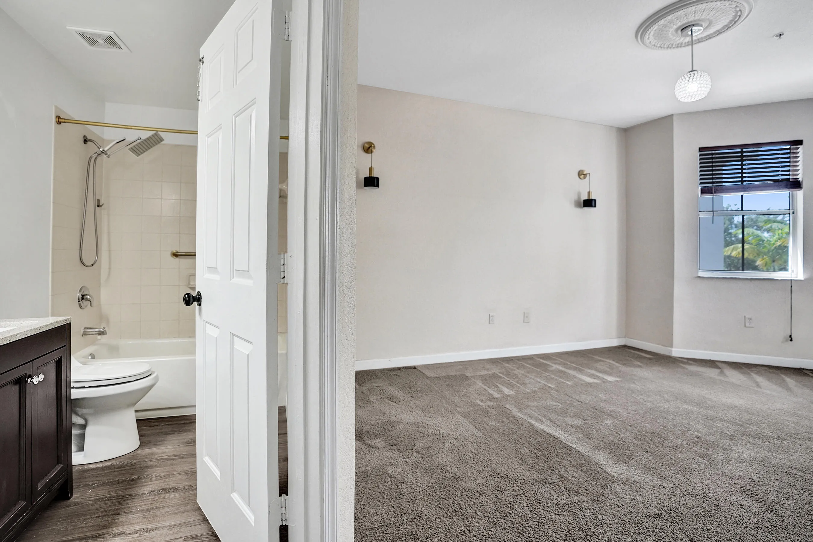 Main Bed/Bath view