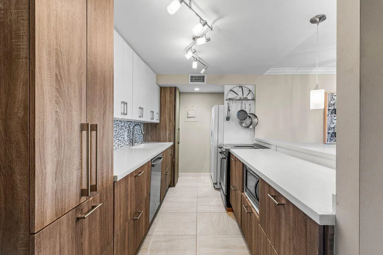 006-1208MarineWay-506-NorthPalmBeach-FL-
