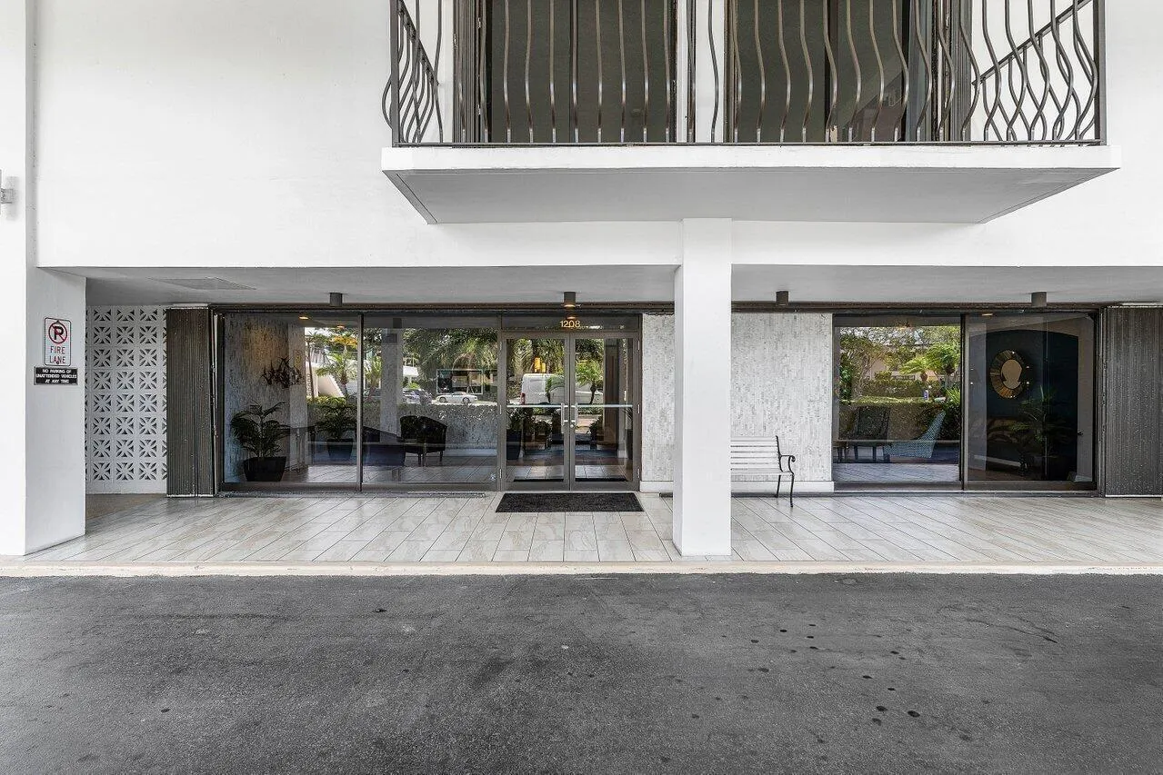 002-1208MarineWay-506-NorthPalmBeach-FL-