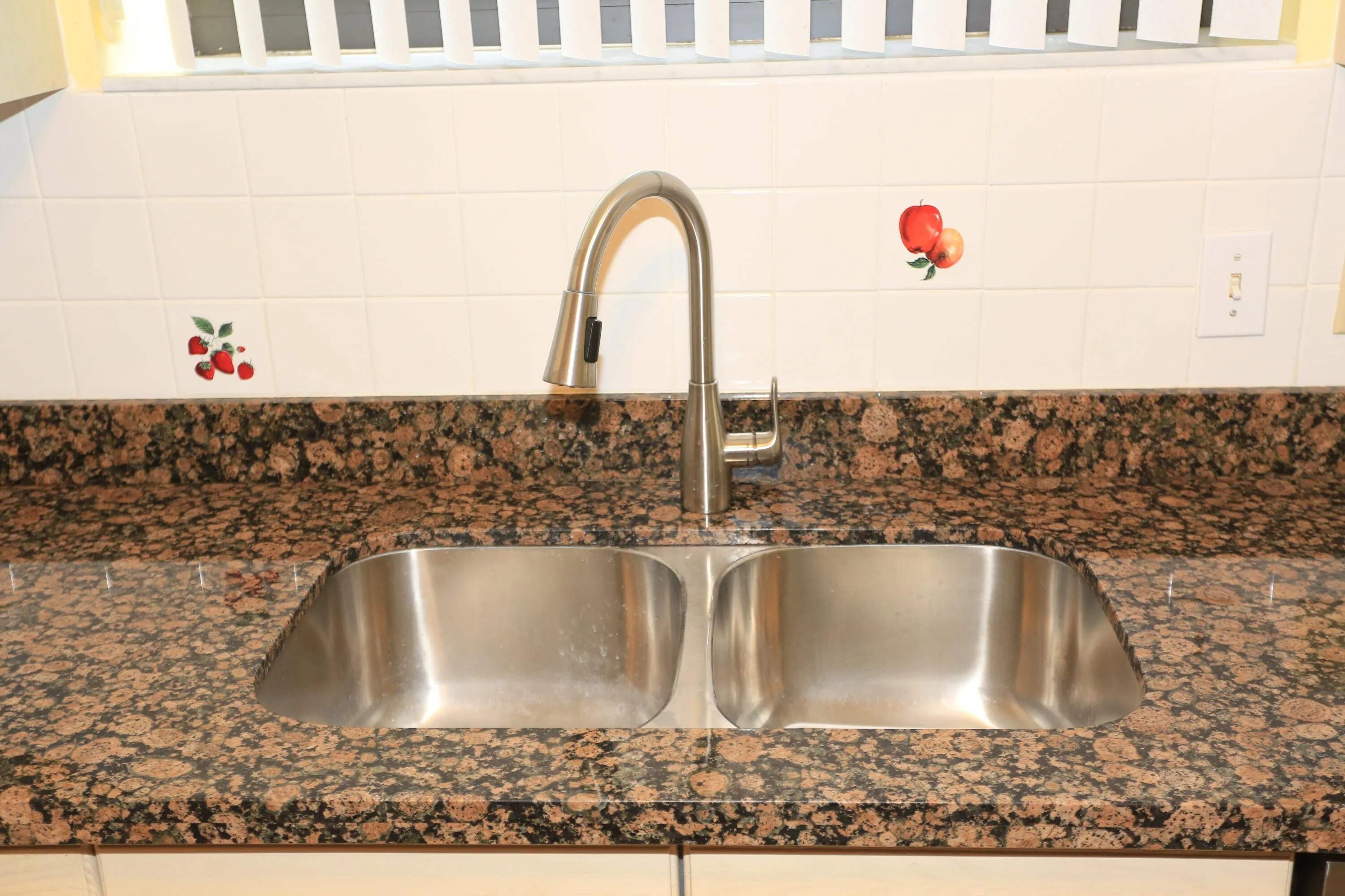 KITCHEN SINK
