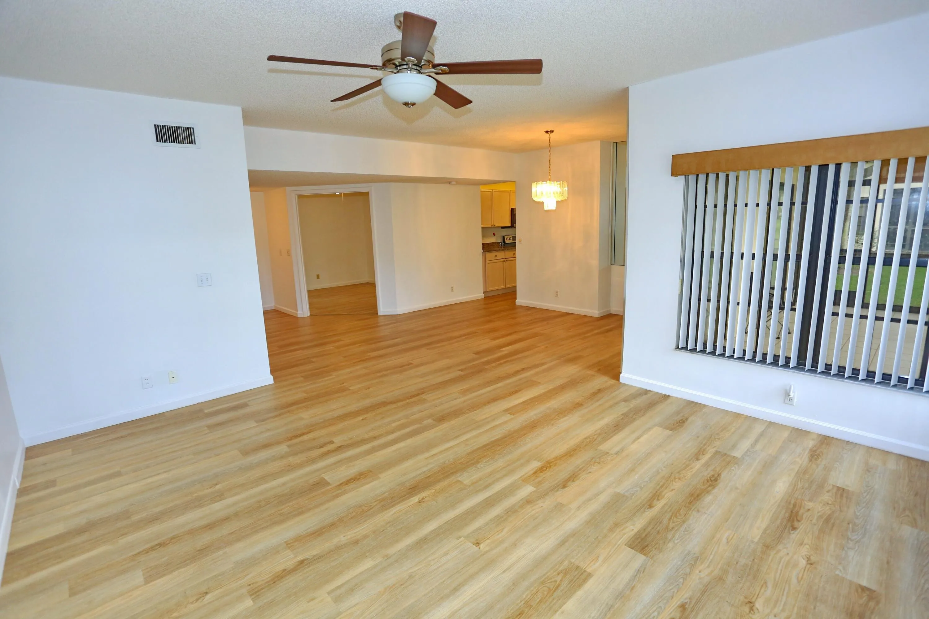 Living Dining Room-4200x2800