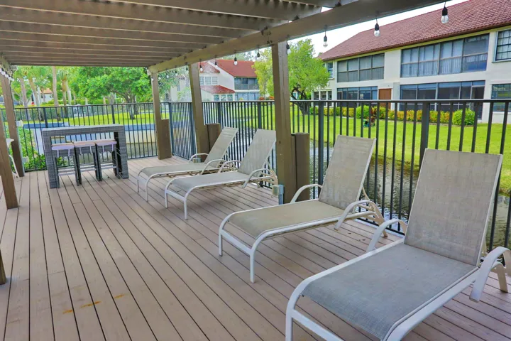 SHADED LOUNGE AREA