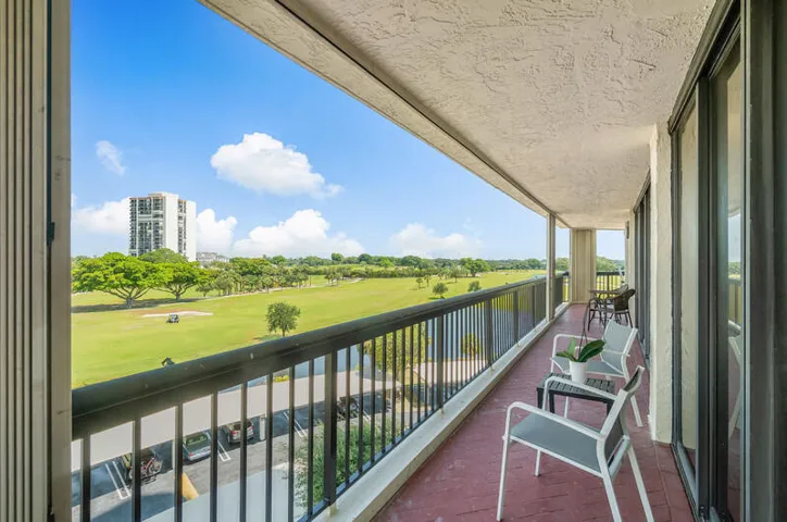 WRAP AROUND BALCONY