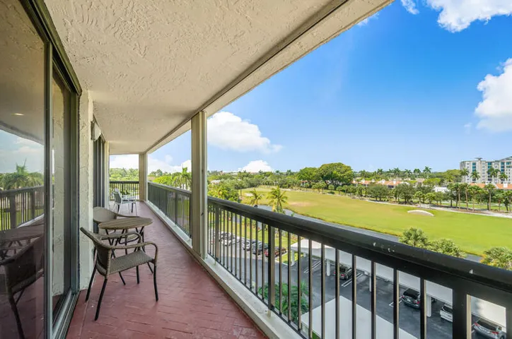WRAP AROUND BALCONY