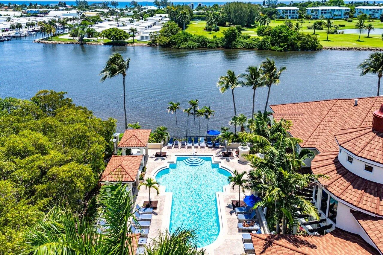 032-2407TuscanyWay-BoyntonBeach-FL-33435