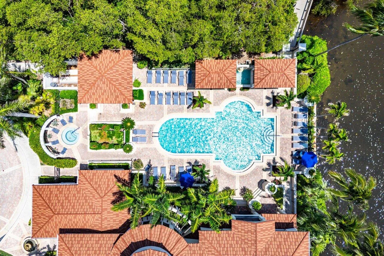 039-2407TuscanyWay-BoyntonBeach-FL-33435