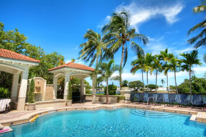 Pool Cabanas & Fountain