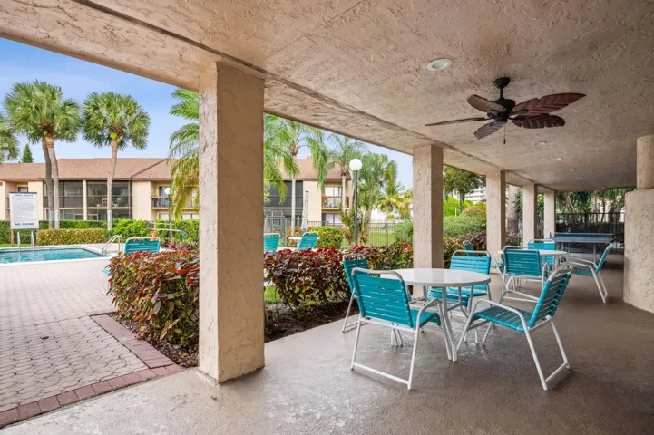 meadowridge condo pool
