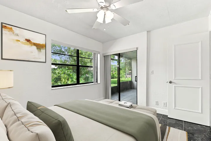 Second Bedroom with access to Lanai