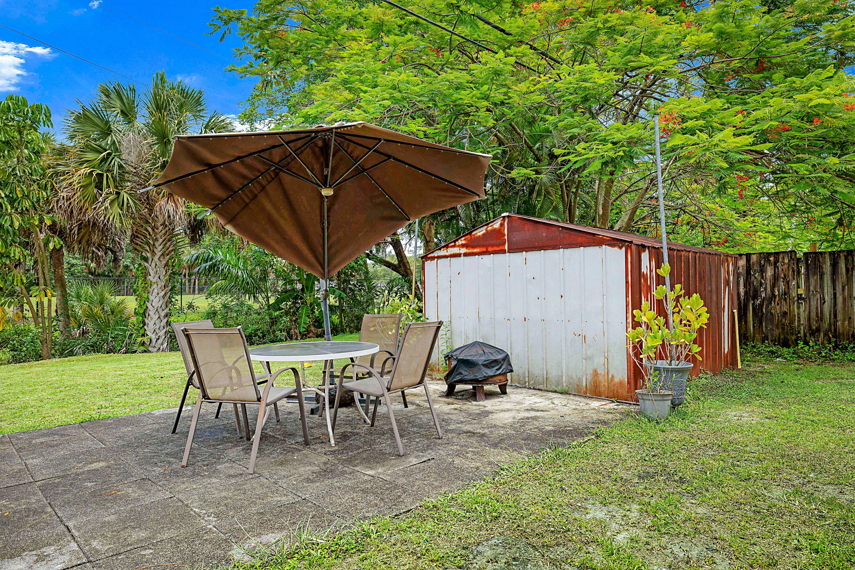 764 Camelia Drive -25