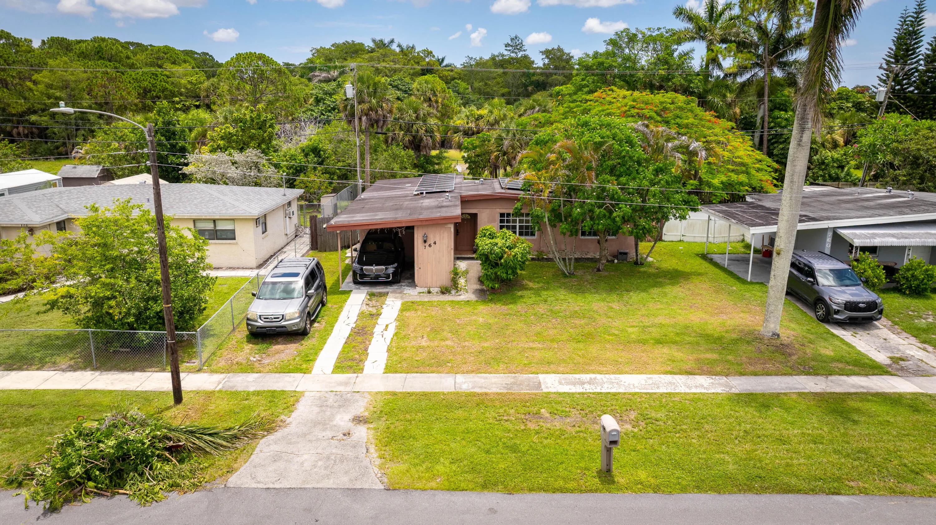 764 Camelia Drive -31