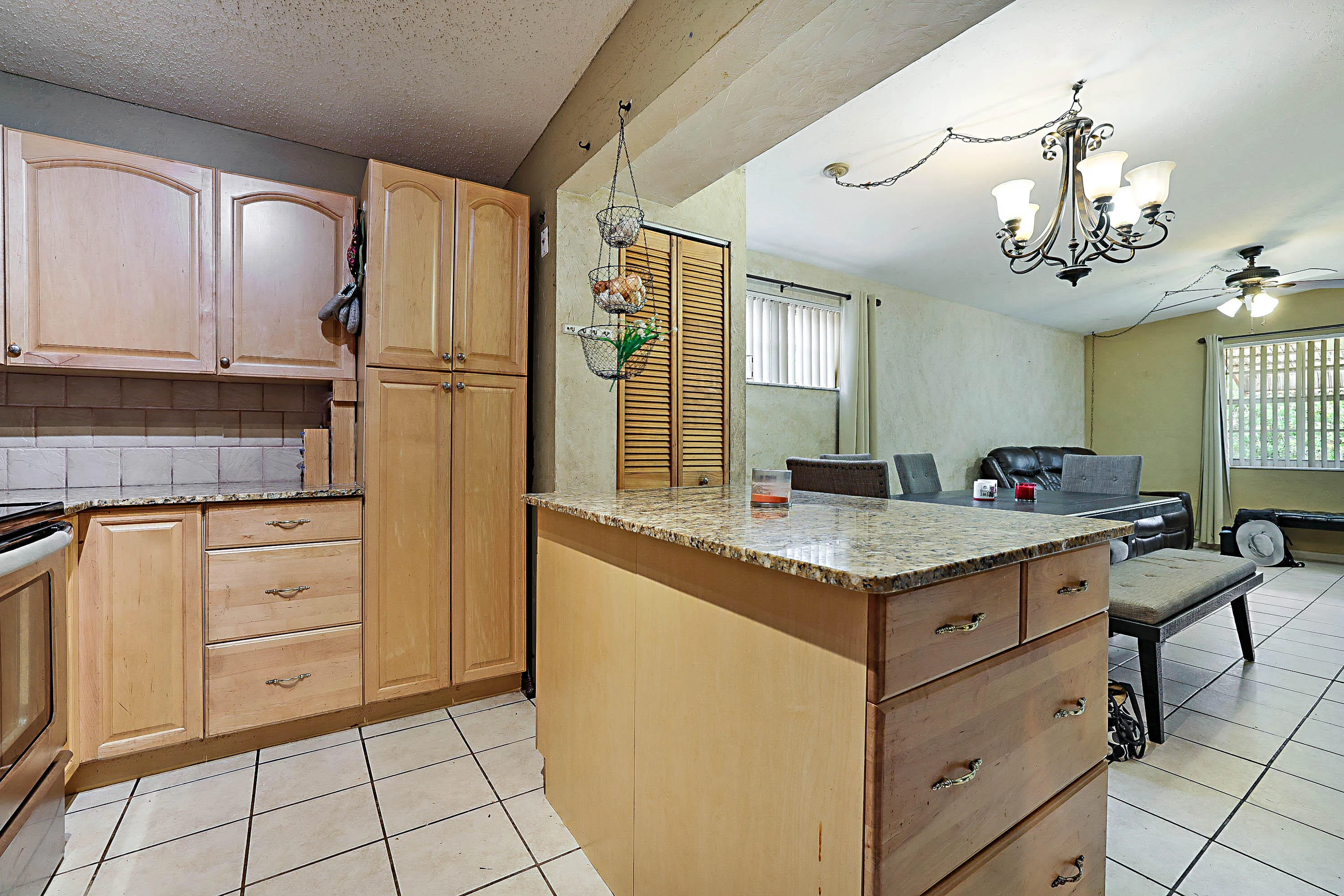764 Camelia Drive -17