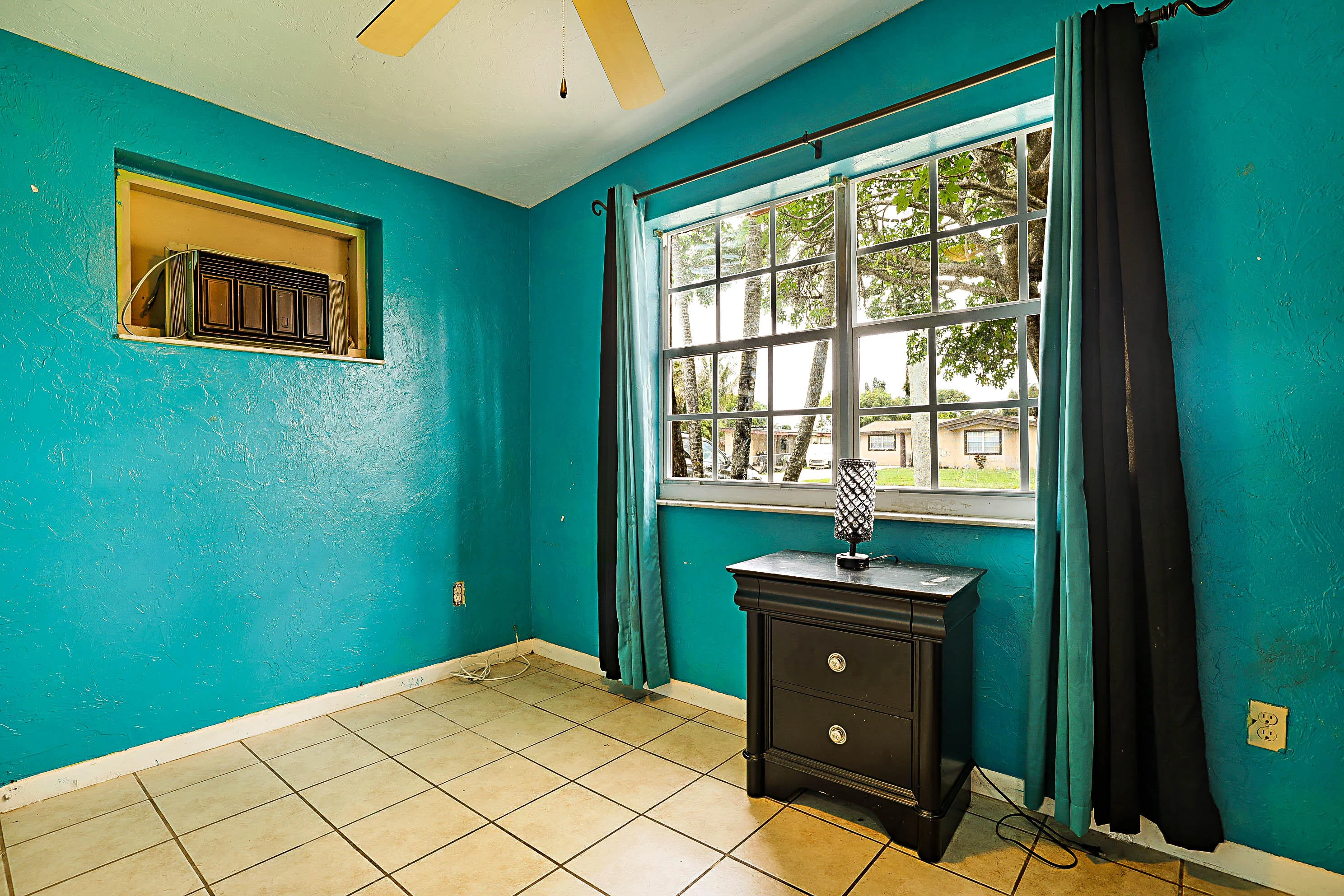 764 Camelia Drive -19