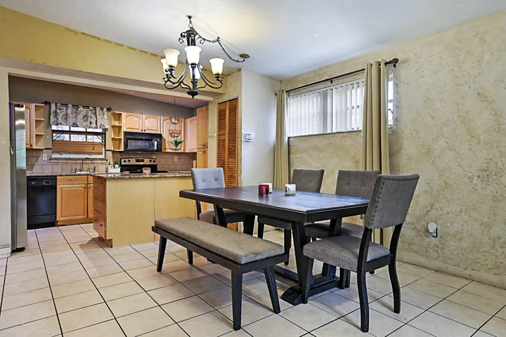 764 Camelia Drive -10
