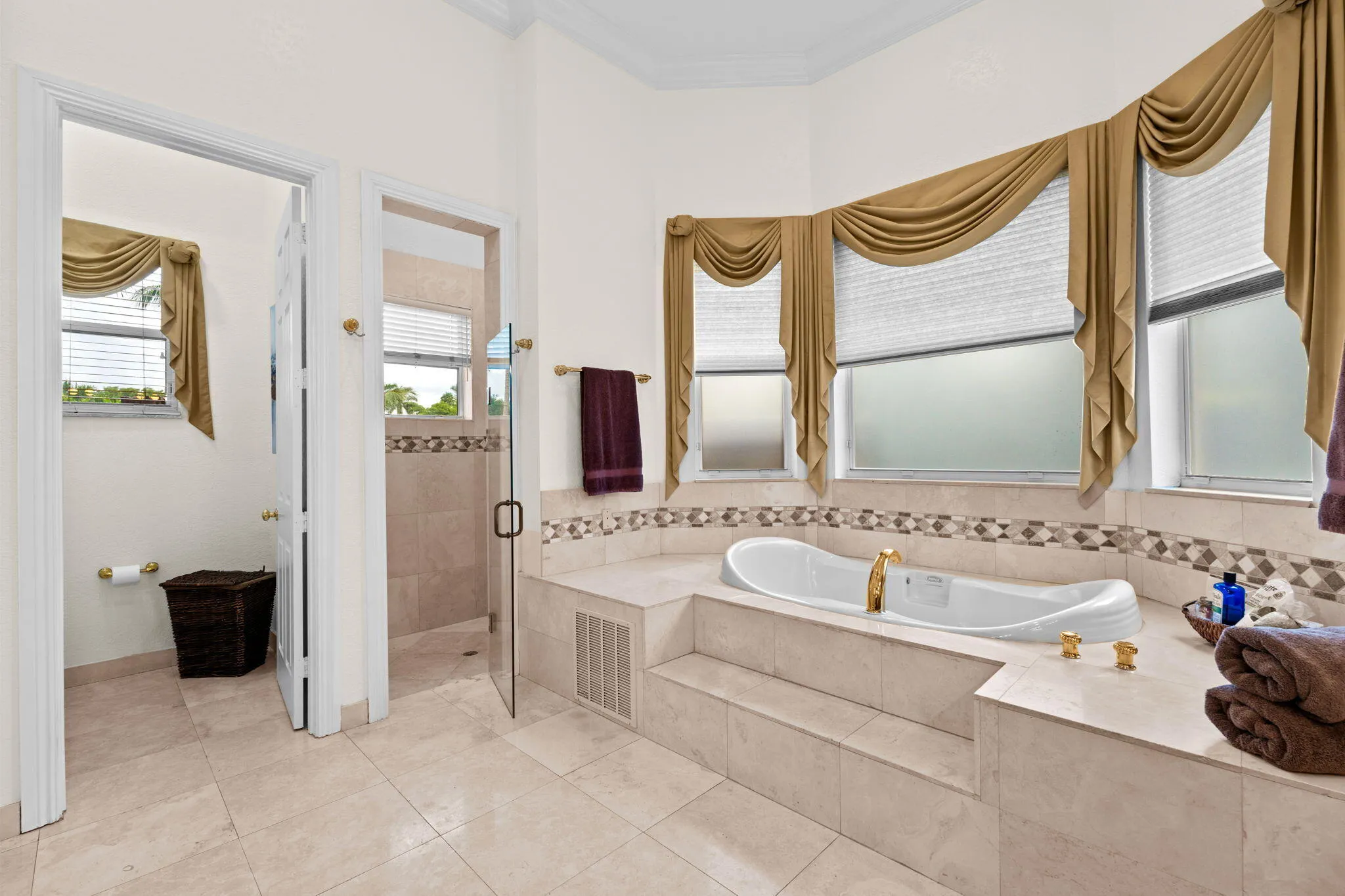 40-web-or-mls-A7400479