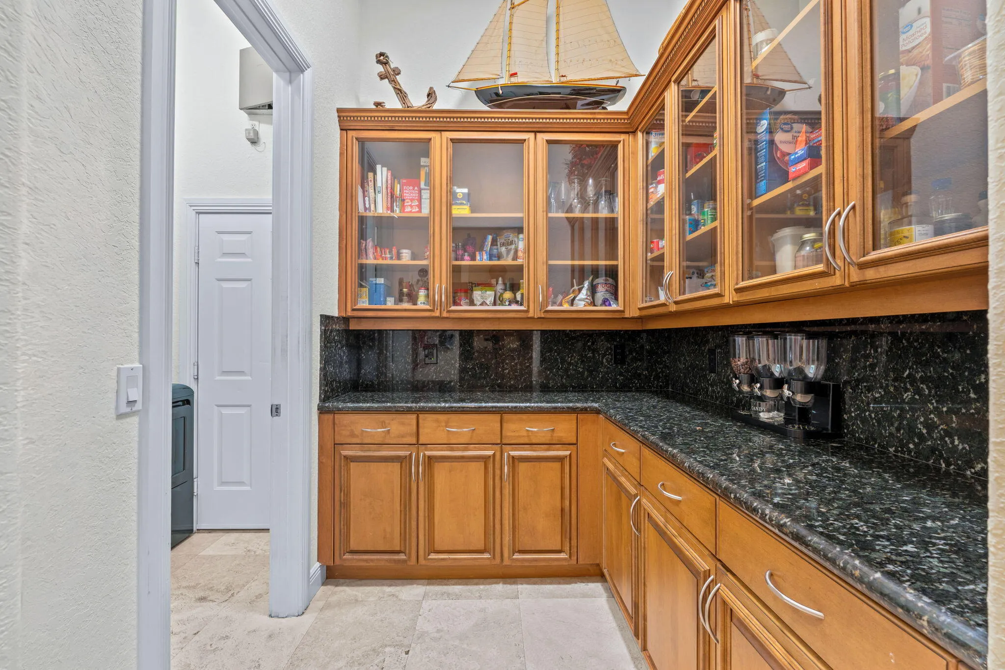 32-web-or-mls-A7400309