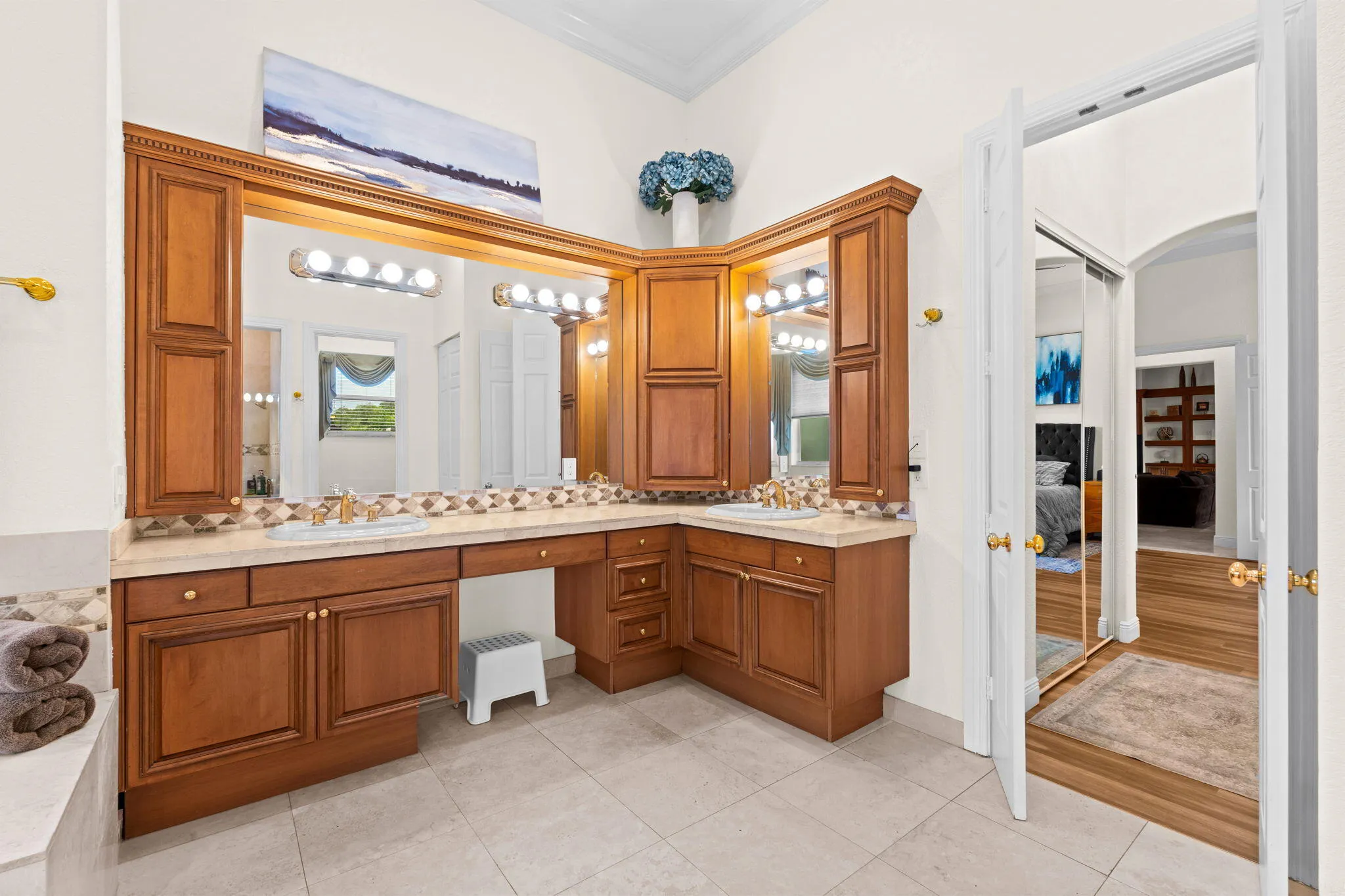41-web-or-mls-A7400482