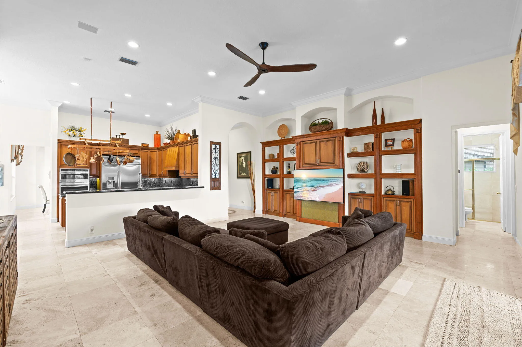 21-web-or-mls-A7400387