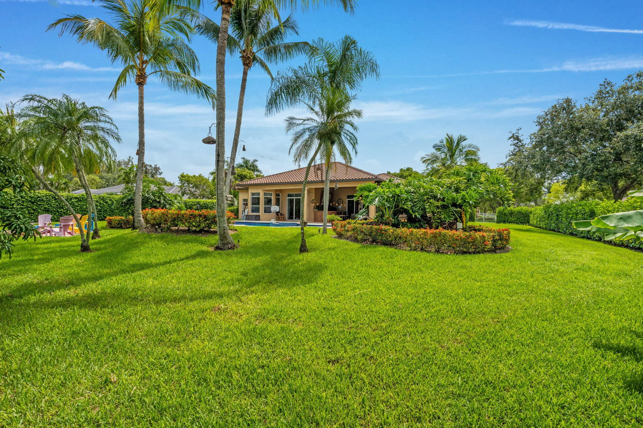 77-web-or-mls-A7400277