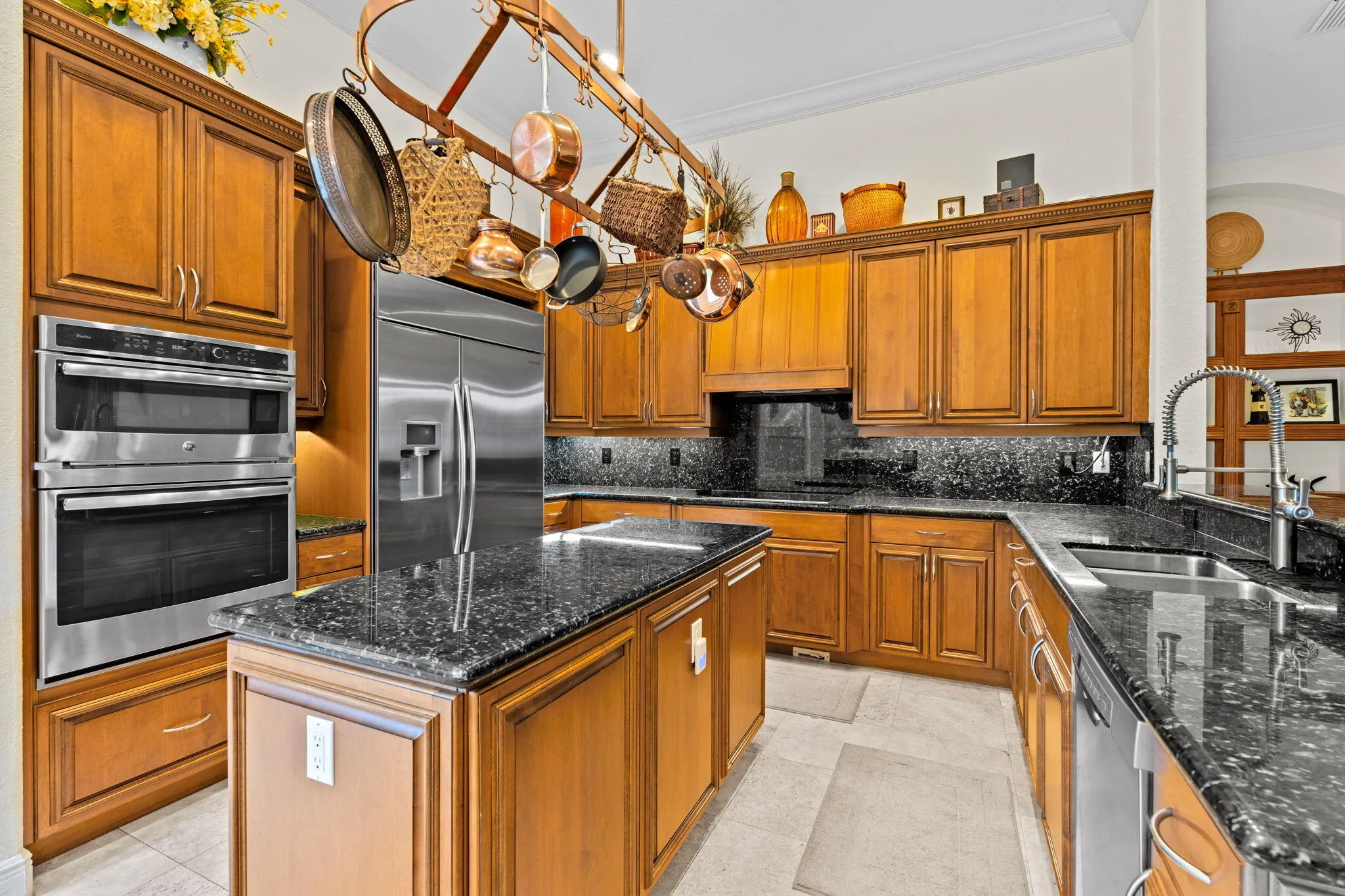 28-web-or-mls-A7400413