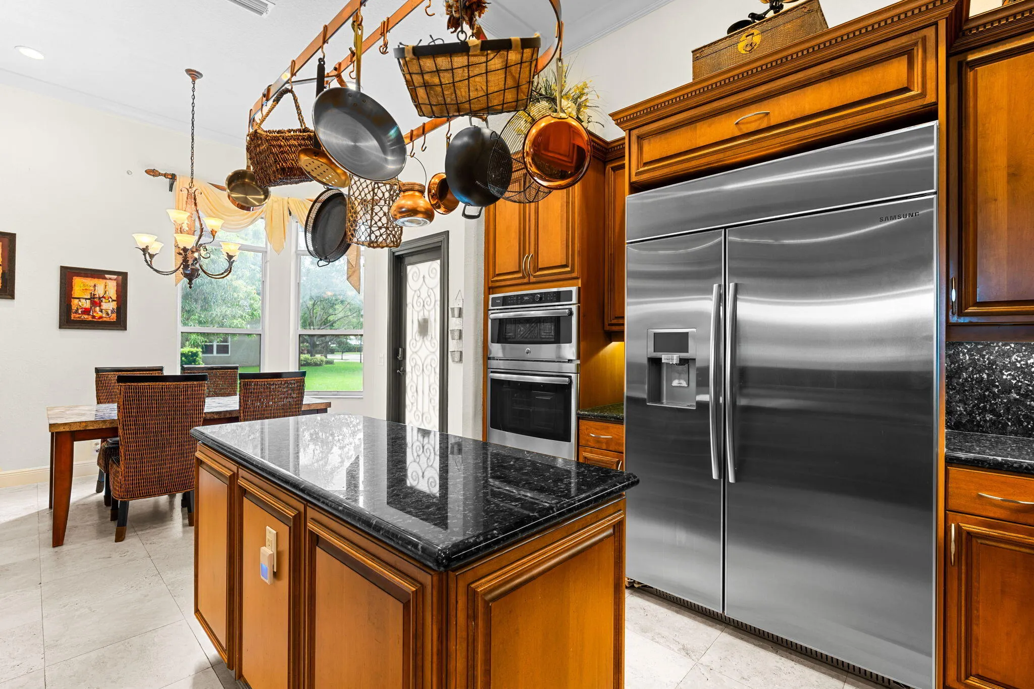 31-web-or-mls-A7400433