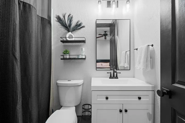 48-web-or-mls-A7400362