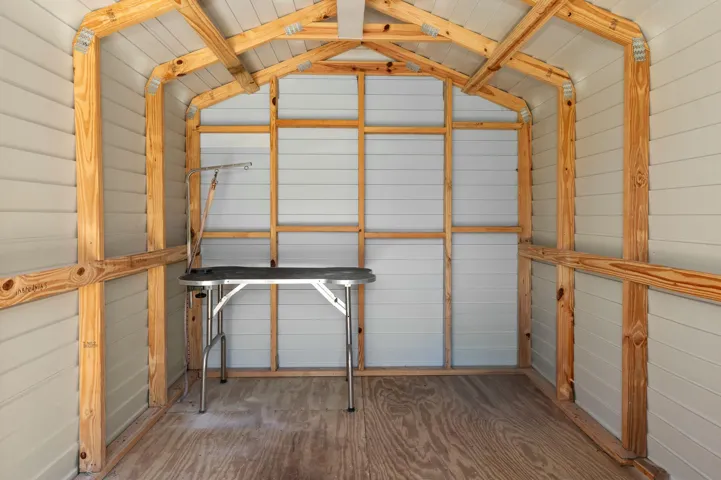 Shed