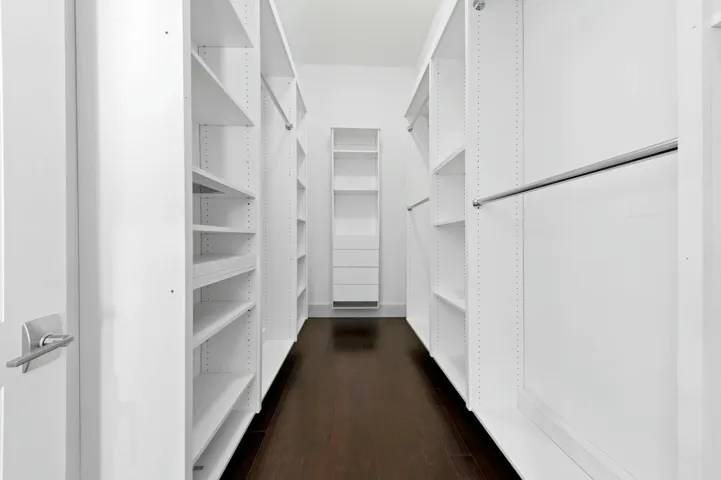 In law suite closet