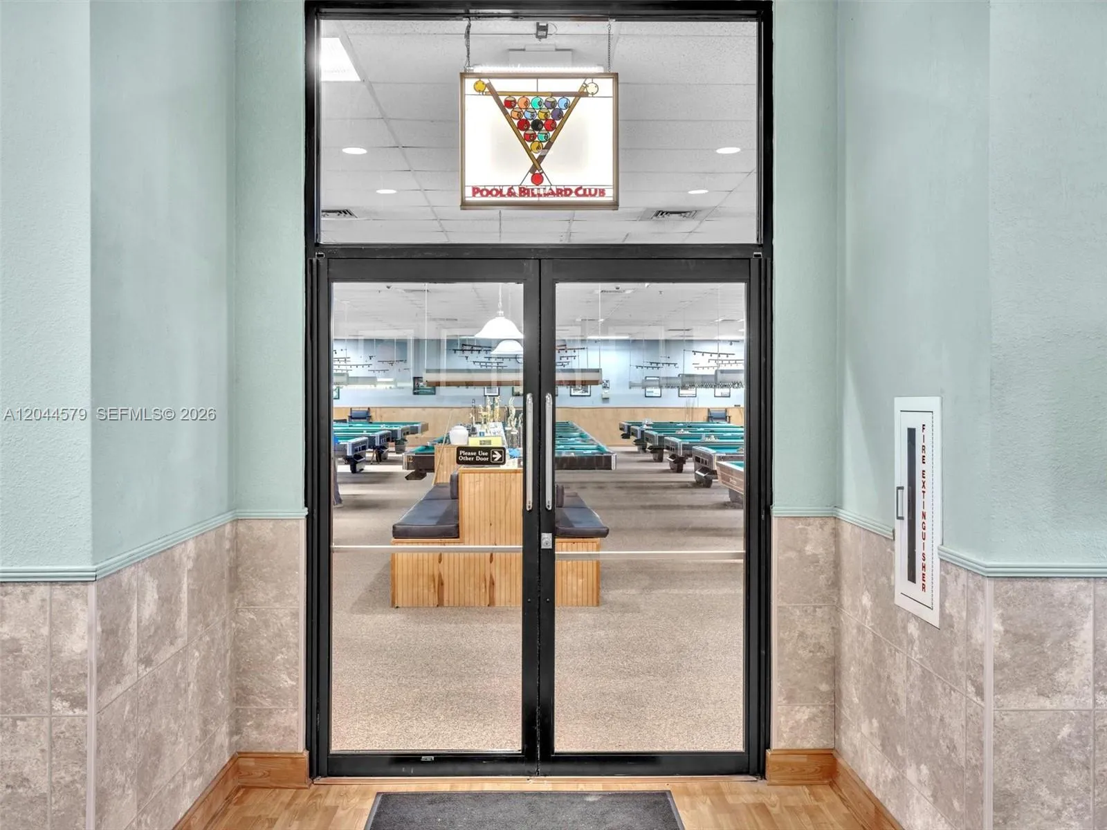 Cafeteria - Restaurant