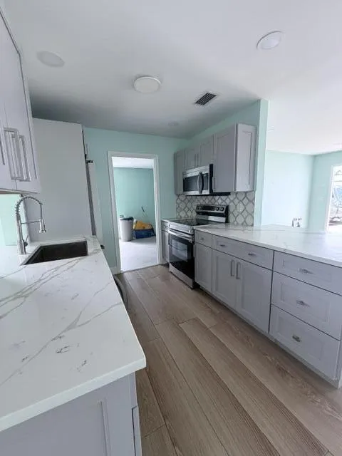 Kitchen II