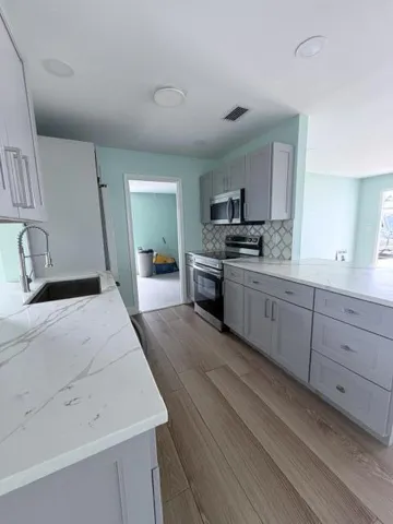 Kitchen II