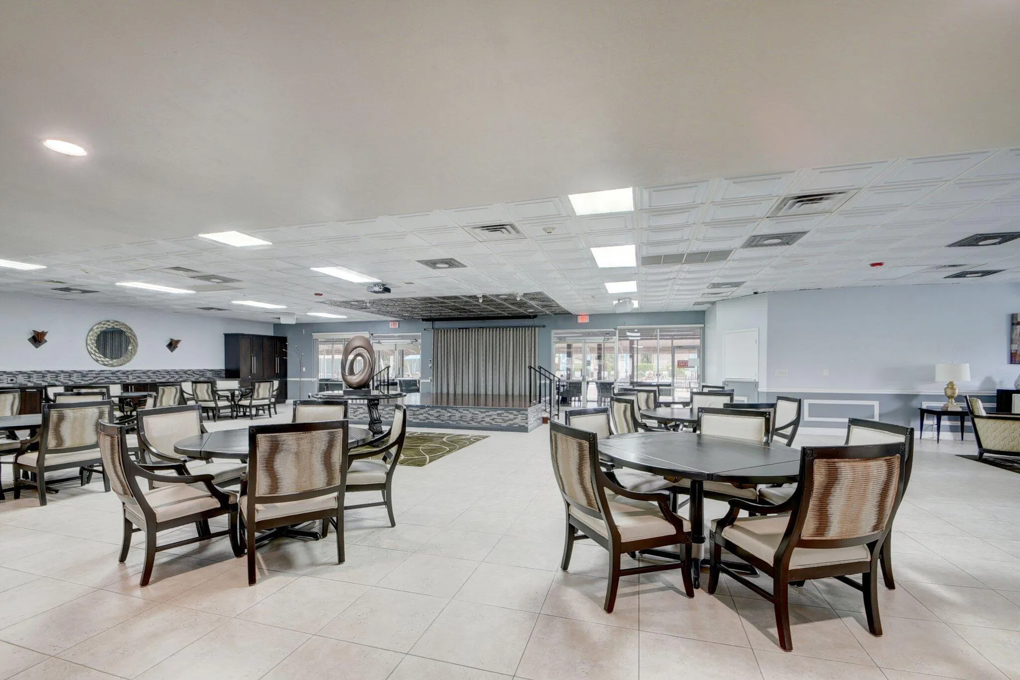 37-web-or-mls-Golden Lakes clubhouse B (