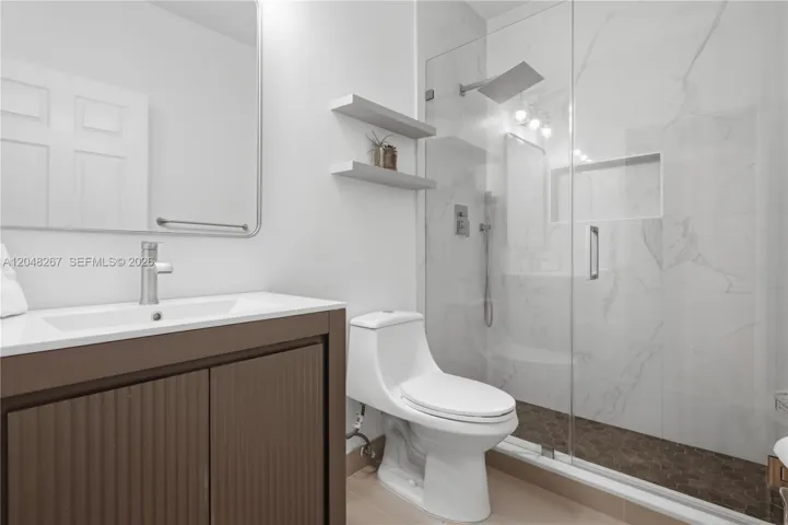 Downstairs complete bathroom.