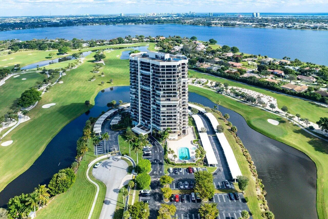 038-1900ConsulatePlace-506-WestPalmBeach
