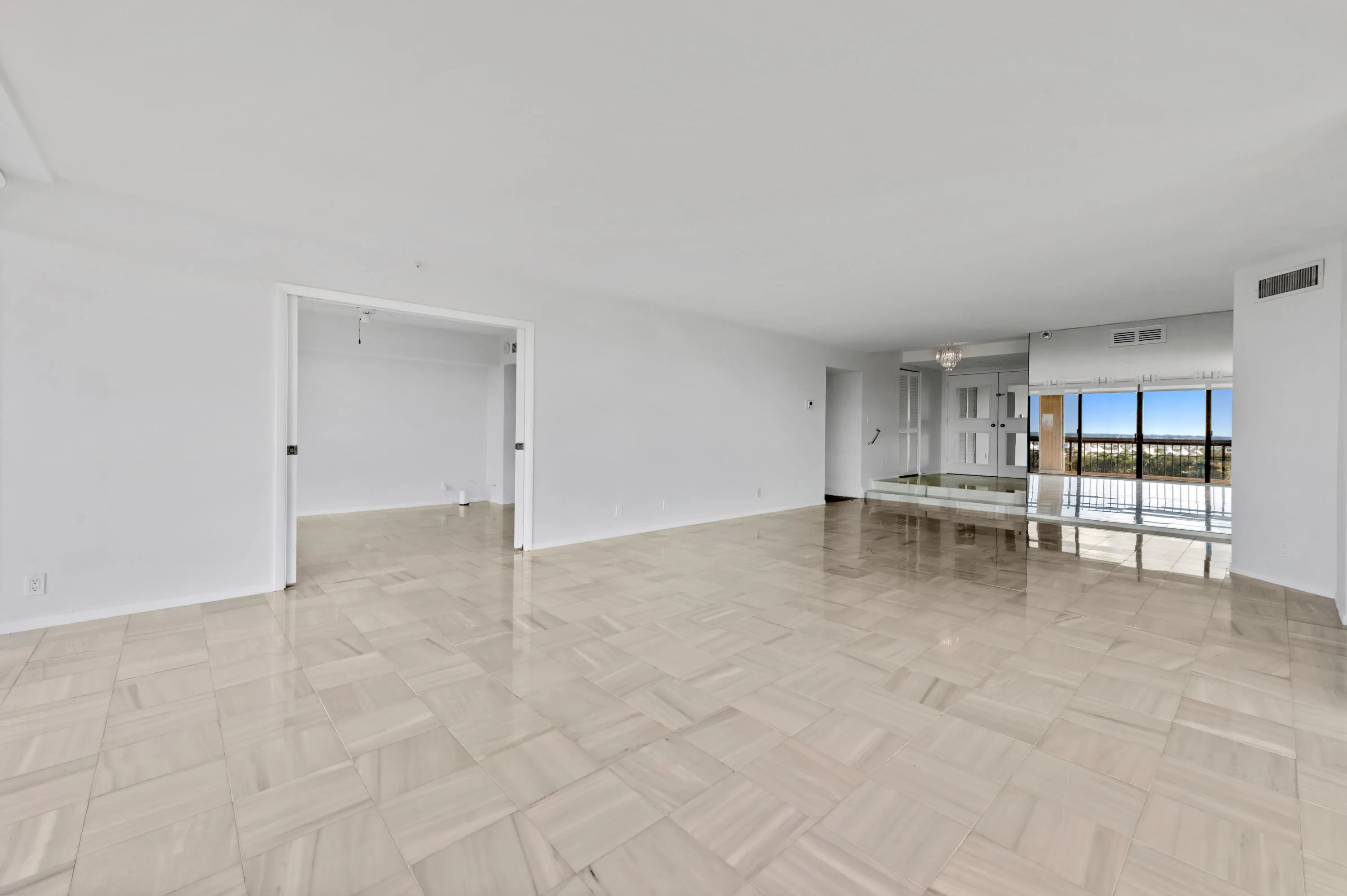 11 Living Room 08