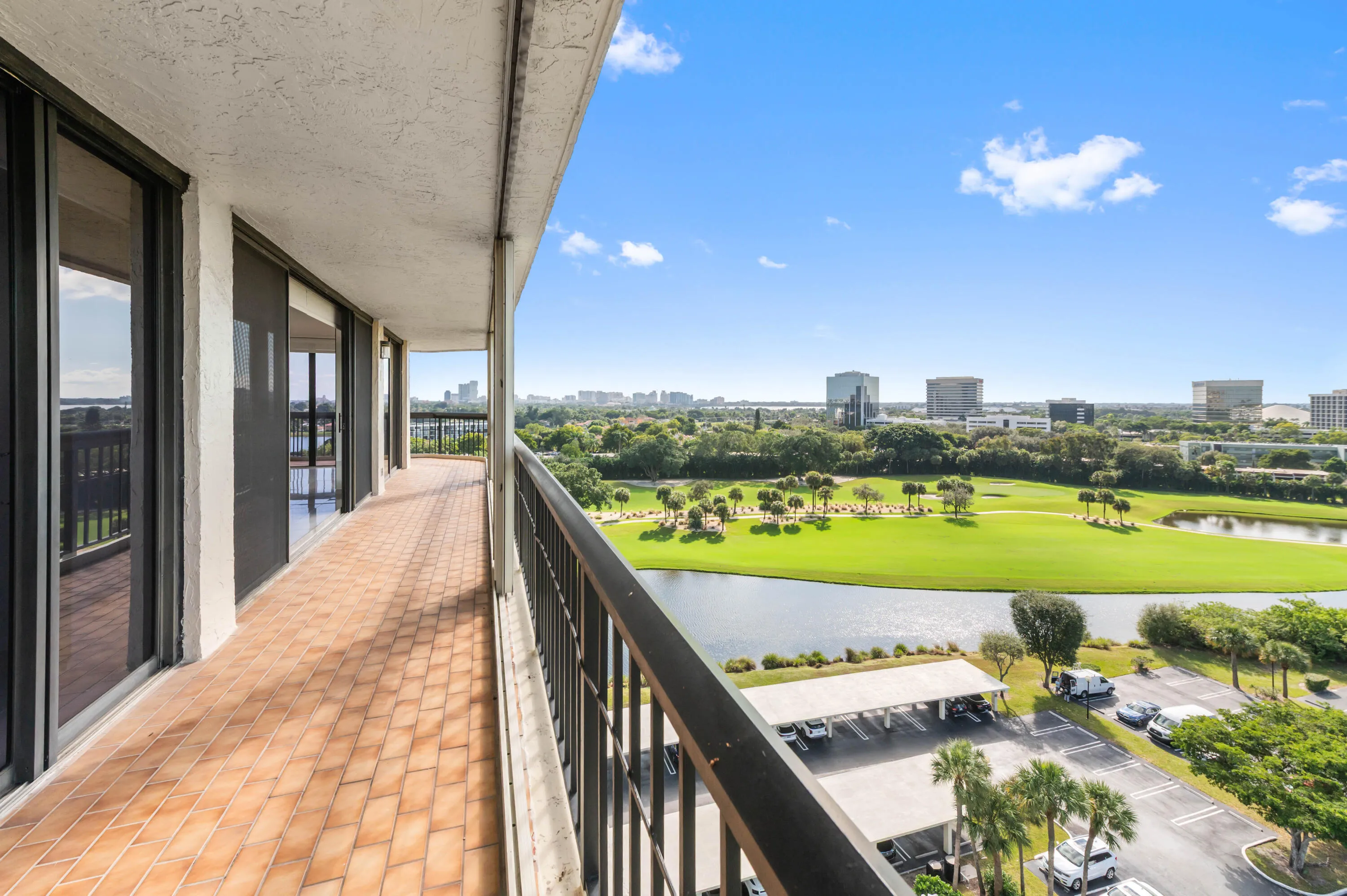 39 balcony 05