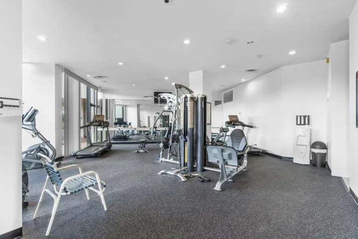 054-1900ConsulatePlace-WestPalmBeach-FL-