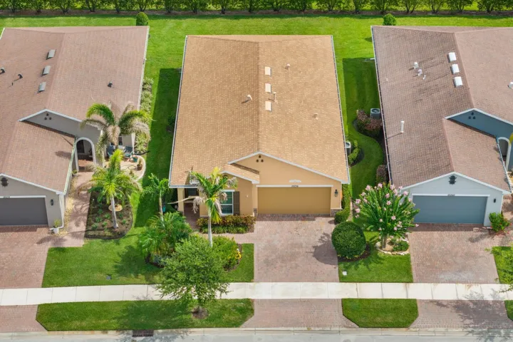 1-web-or-mls-10256 SW Indian Lilac Trail