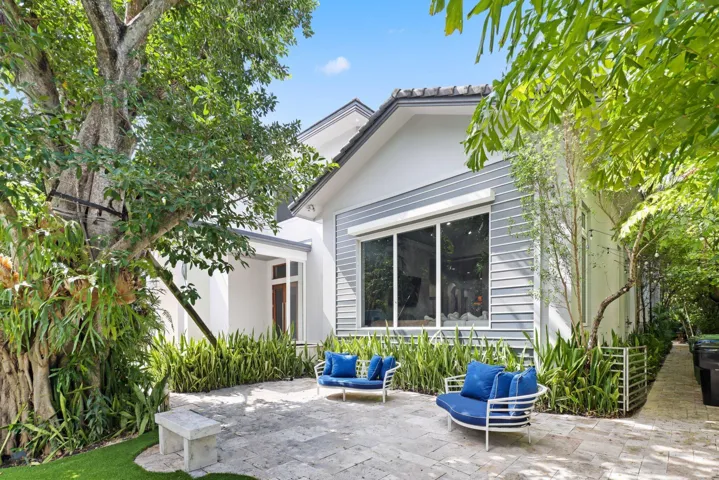 12 Sylvan Lane - 10.jpg-SMALL