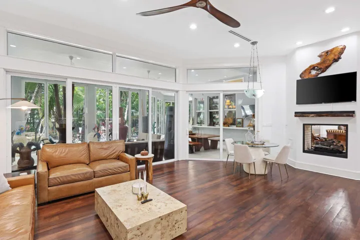 12 Sylvan Lane - 35.jpg-SMALL