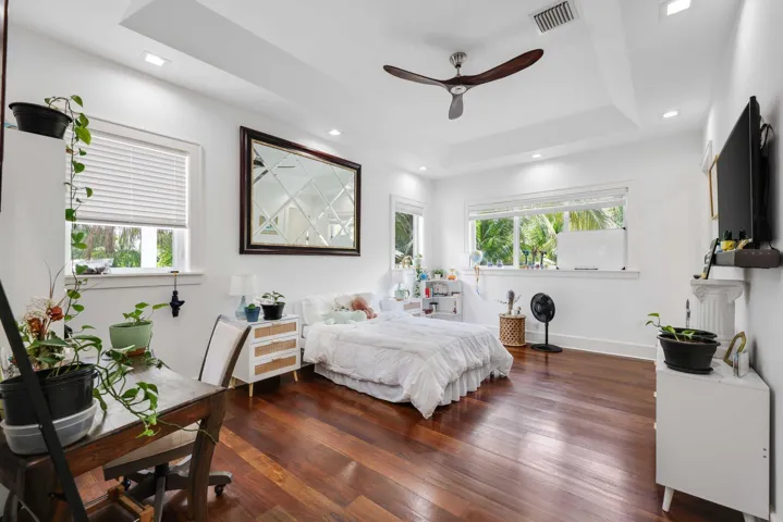 12 Sylvan Lane - 107.jpg-SMALL